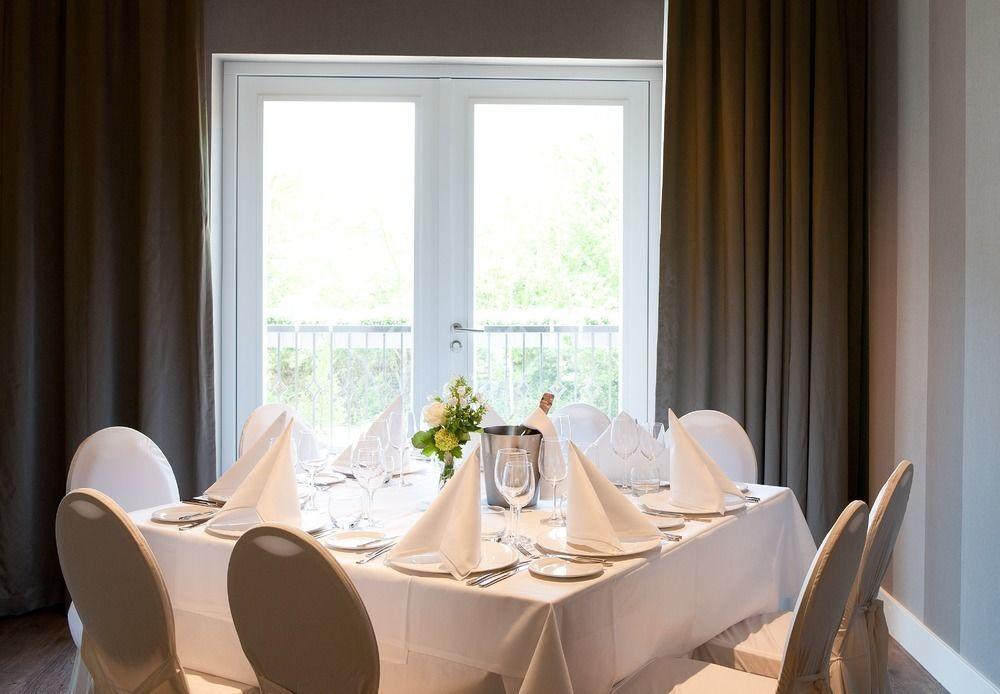 Fletcher Hotel-Restaurant Duinzicht Ouddorp Exterior foto